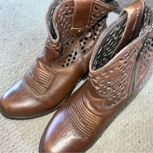 Brown Leather Ankle cowgirl 9 vintage caborca Boots floral
